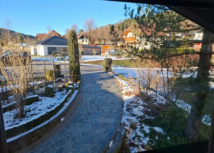 In Kaernten Naehe Millstaettersee דירה Fresach